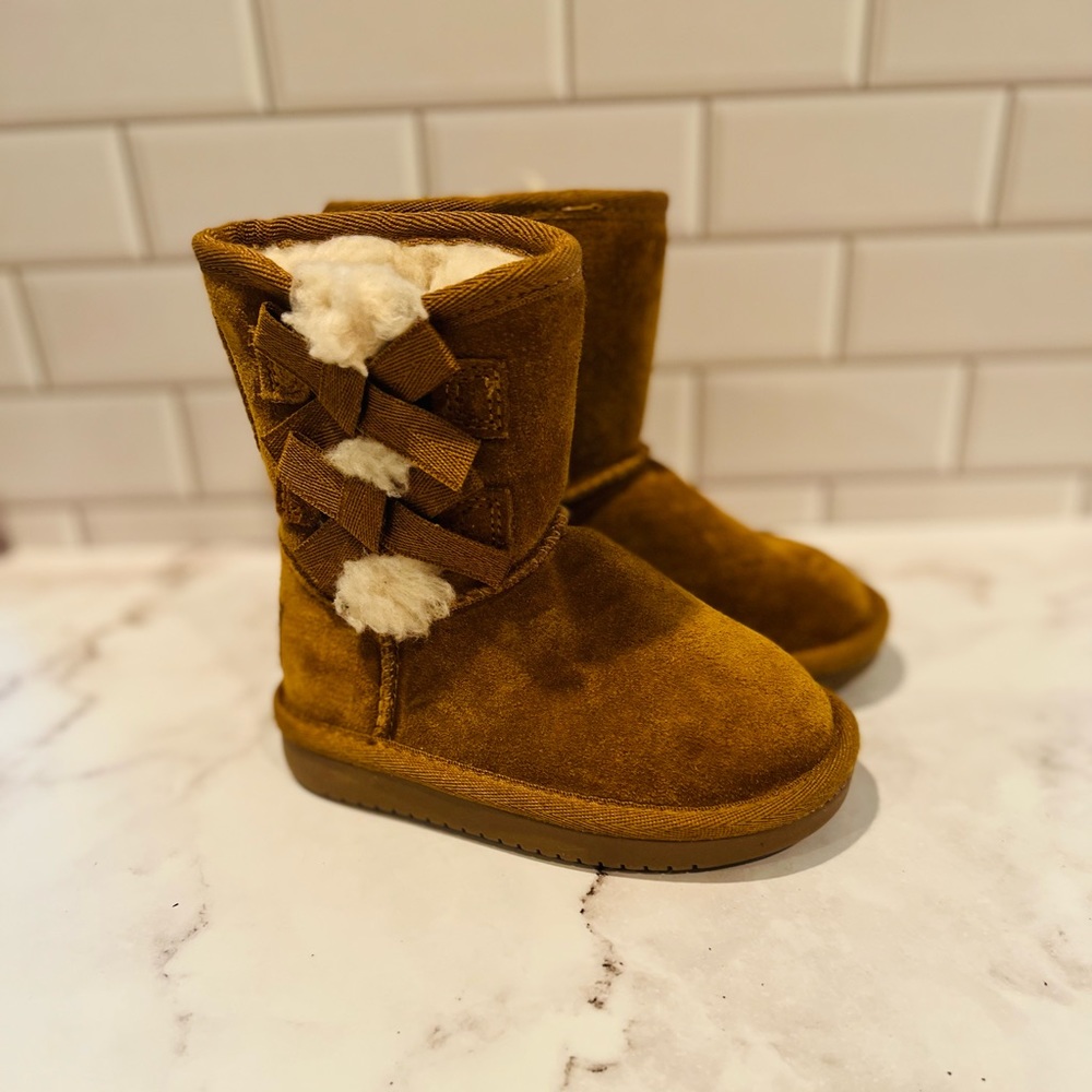 Toddler Koolaburra winter boots